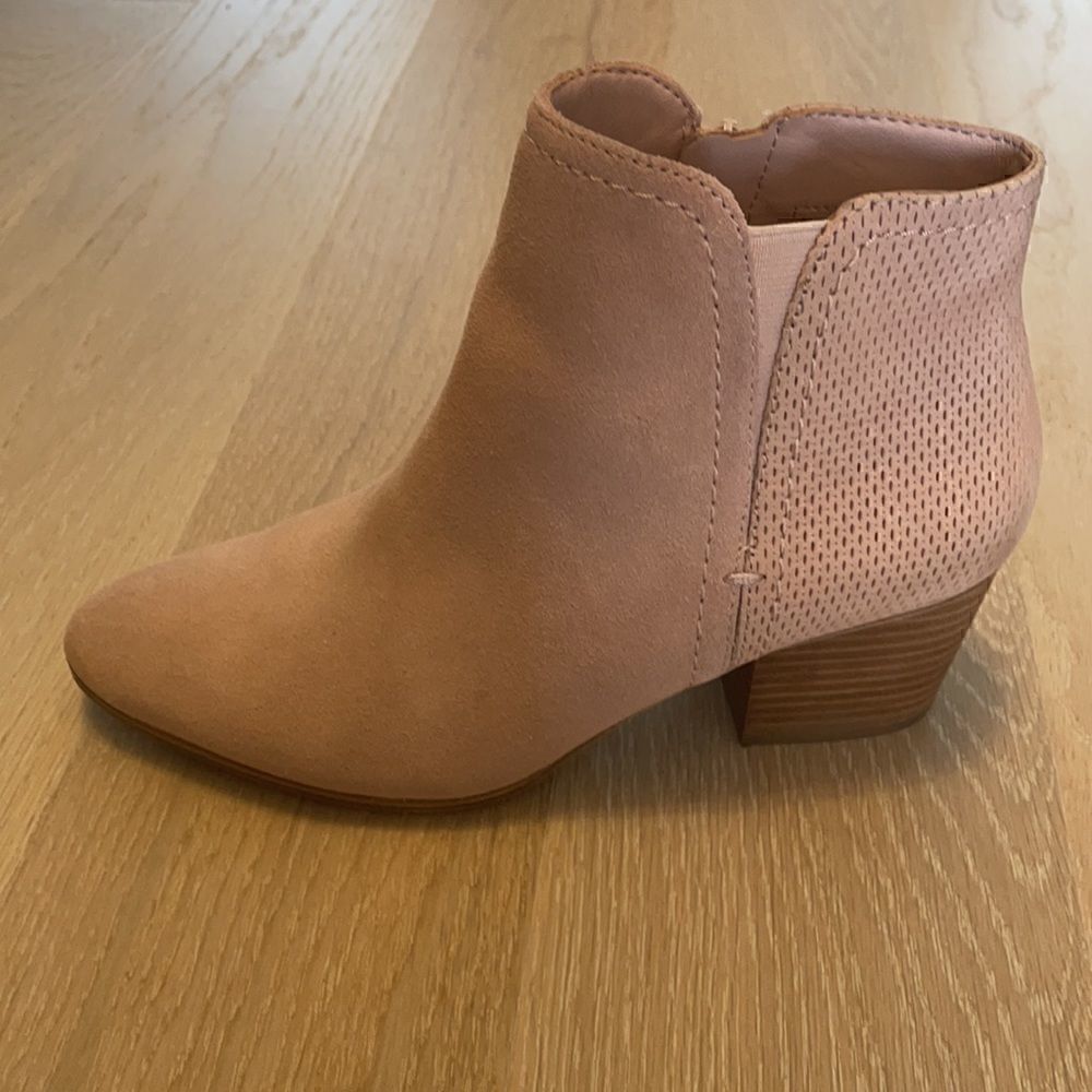 Aldo Pink Suede Booties - Size 6.5 - Picture 6 of 10